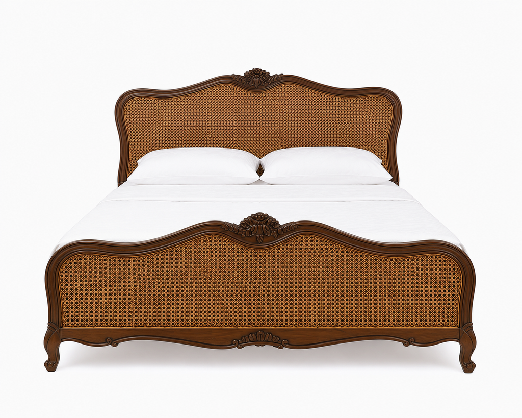 NSTURAL RATTAN BED