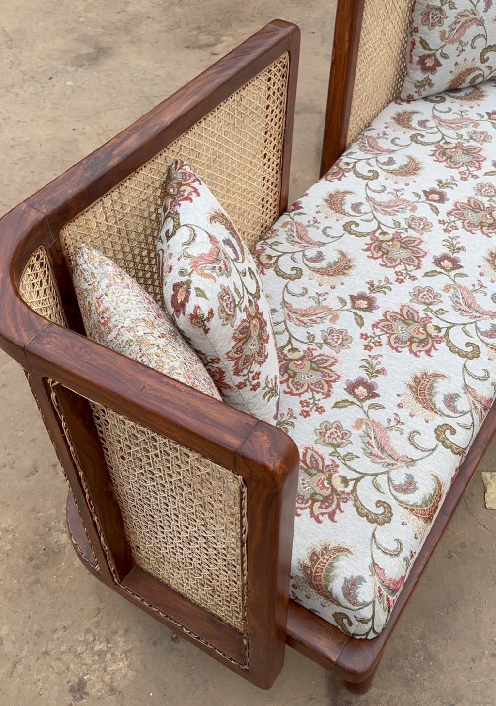 CHANDIGARH 3 SEATER SOFA