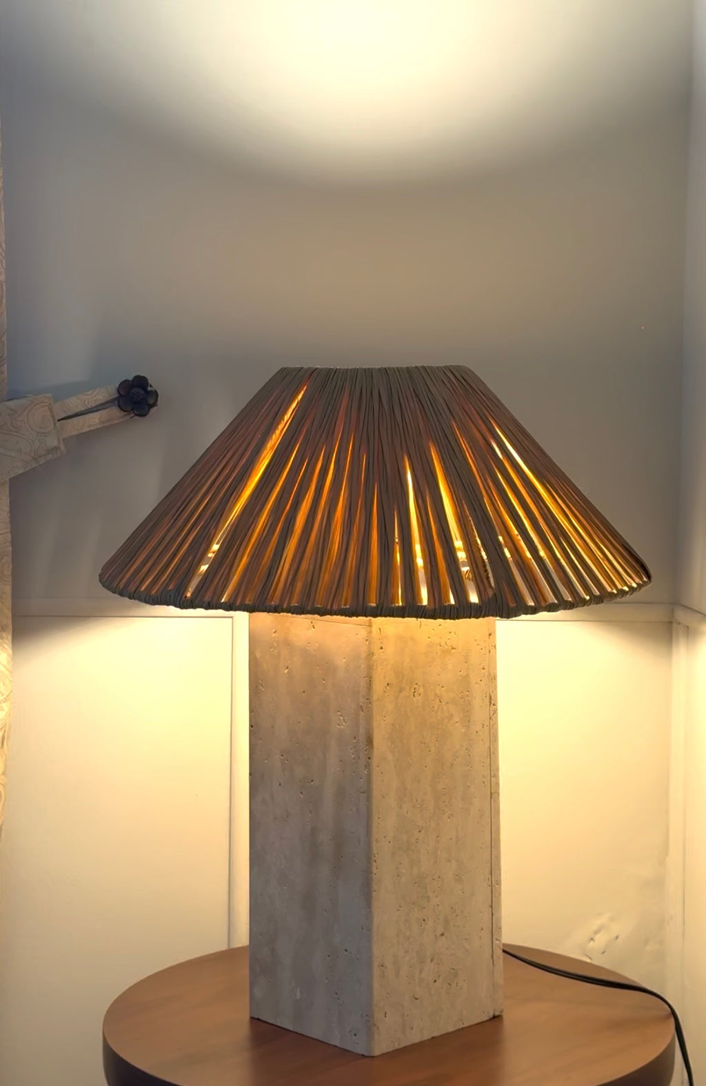 Travertine lamp