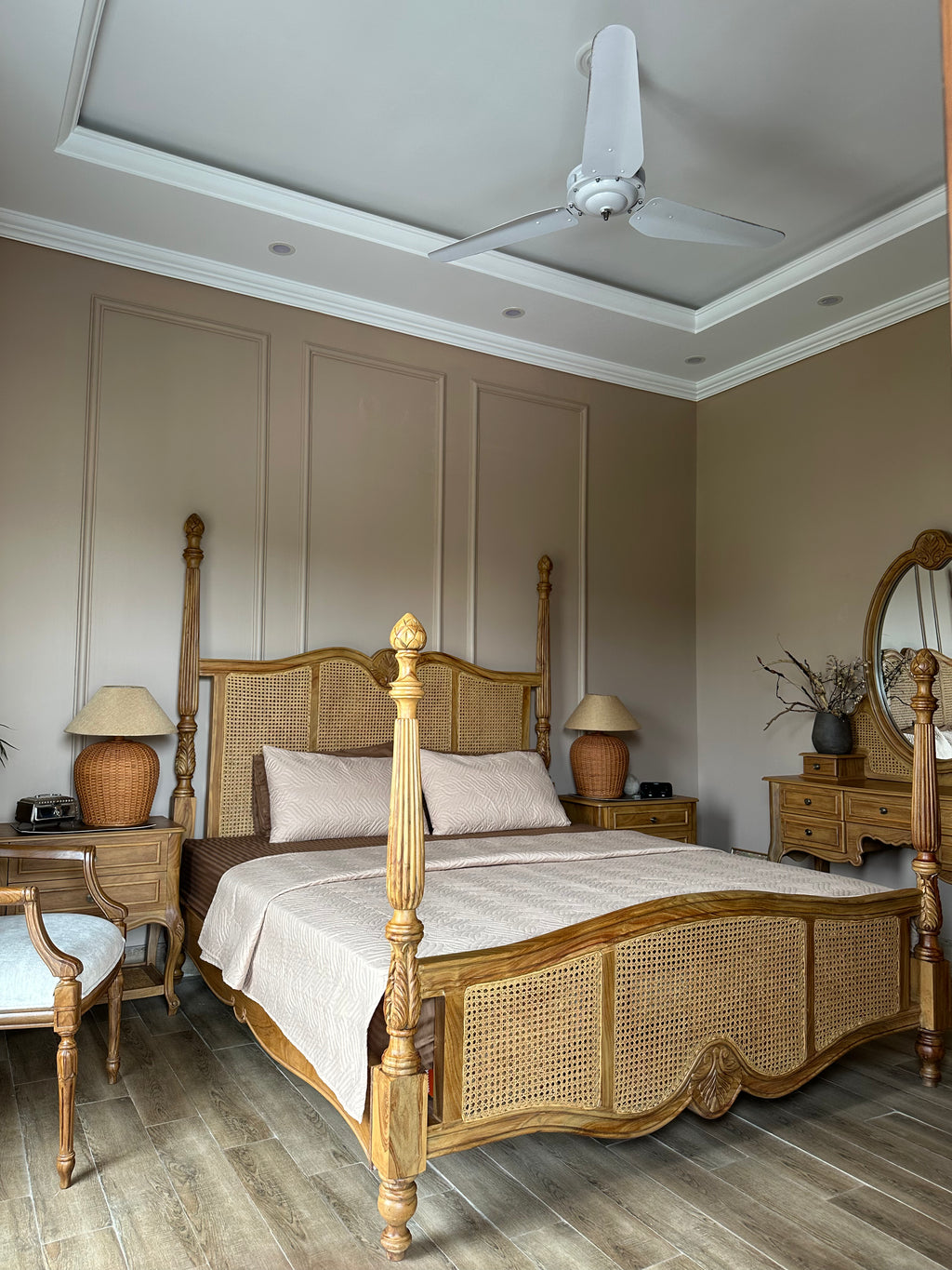 The heritage rattan bed