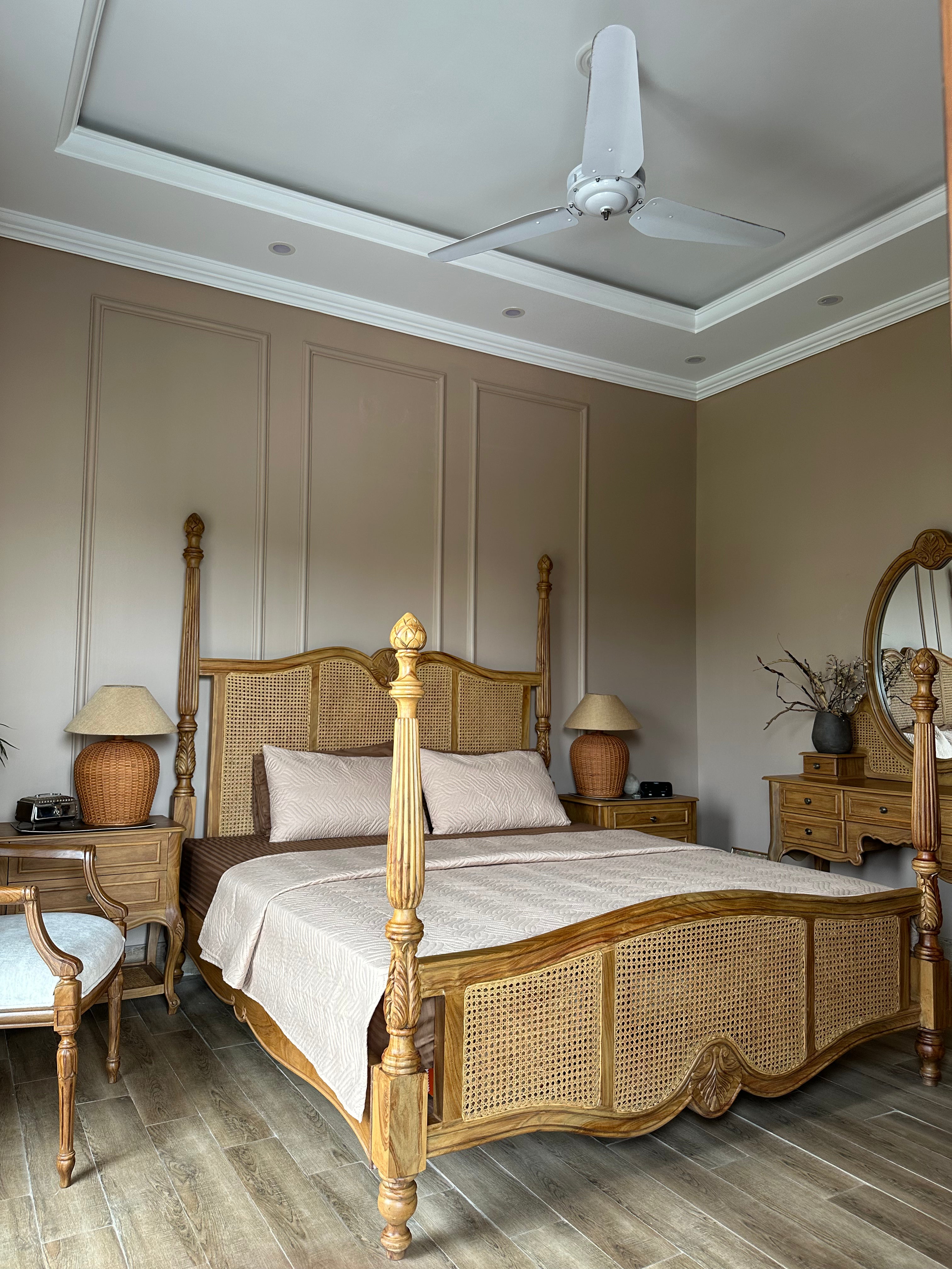 The heritage rattan bed