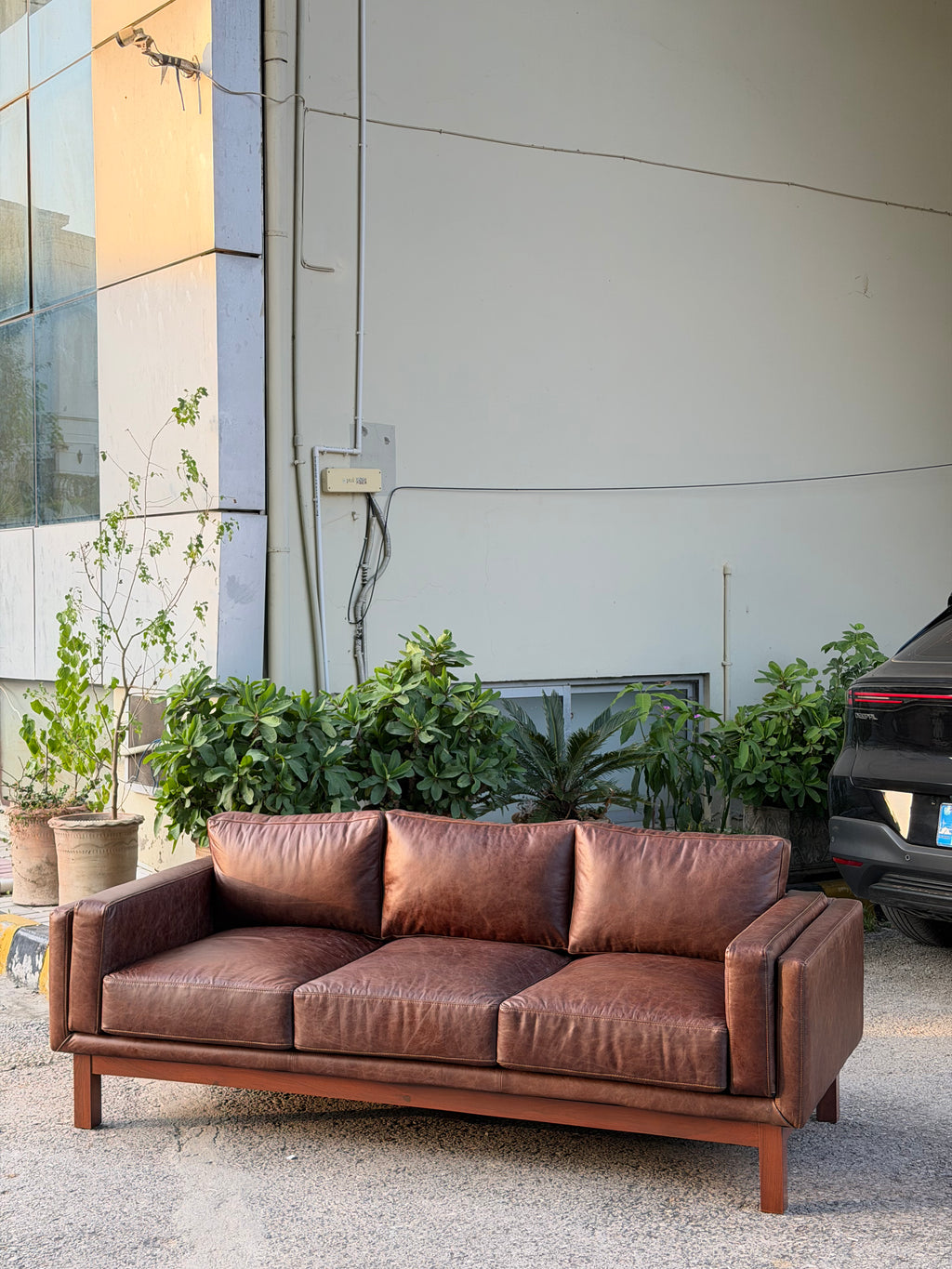 THE MILANO LEATHER SOFA